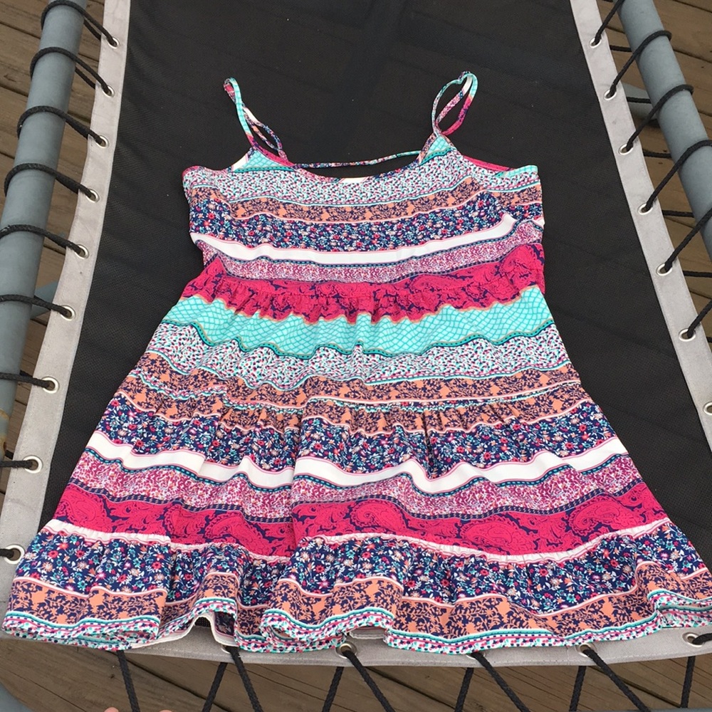 Cute short dress with patterns
